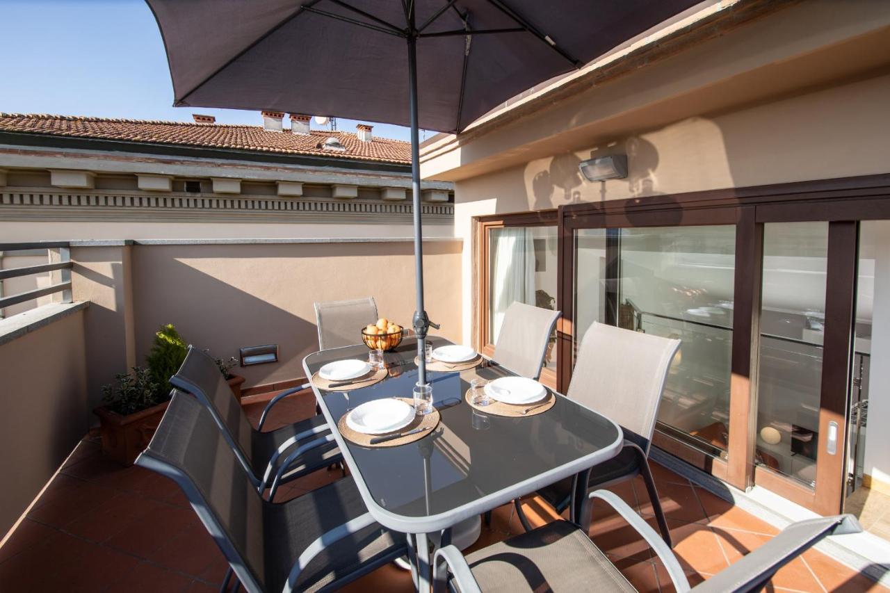 Rooftop Delight With Terrace Lucca Eksteriør bilde